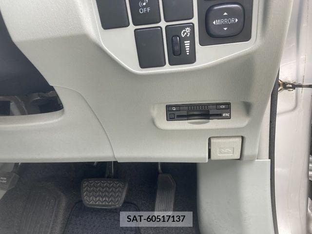 Toyota PRIUS PHV 2013-09 327354-10