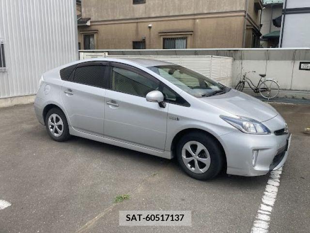 Toyota PRIUS PHV 2013-09 327354-3
