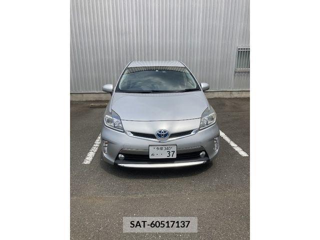 Toyota PRIUS PHV 2013-09 327354-1