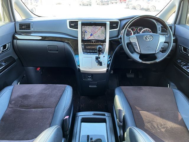 Toyota ALPHARD 2014-02 181608-1