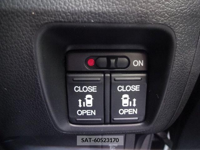 Honda N BOX CUSTOM 2017-07 213738-21