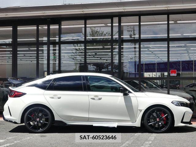 Honda CIVIC 2024-07 357930-6