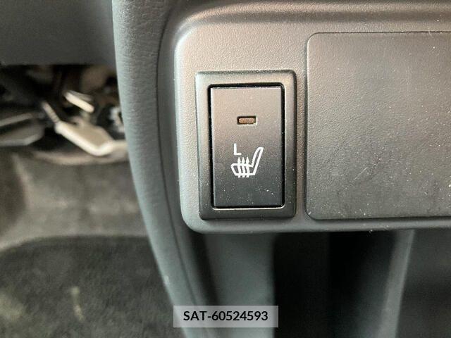 Suzuki WAGON R 2014-11 370982-11
