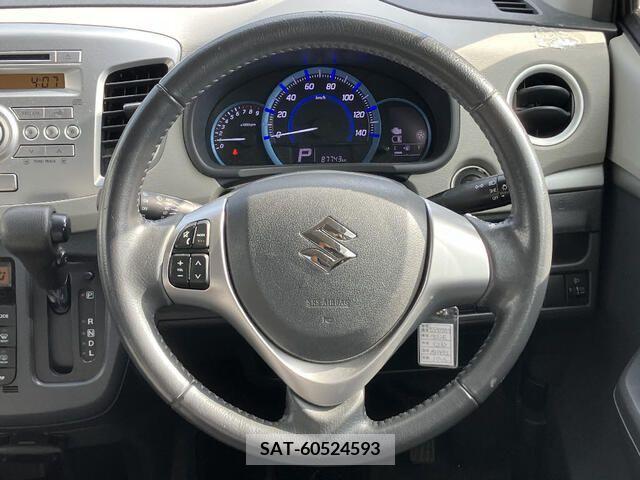 Suzuki WAGON R 2014-11 370982-8