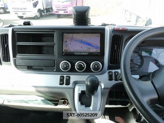 Mitsubishi CANTER 2019-10 263449-15