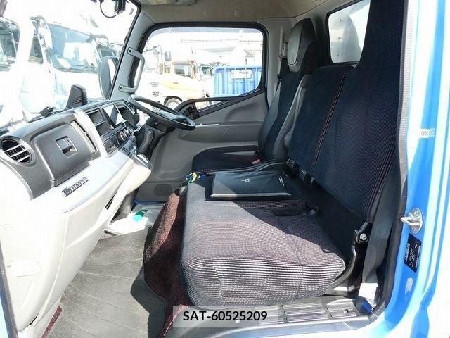 Mitsubishi CANTER 2019-10 263449-13