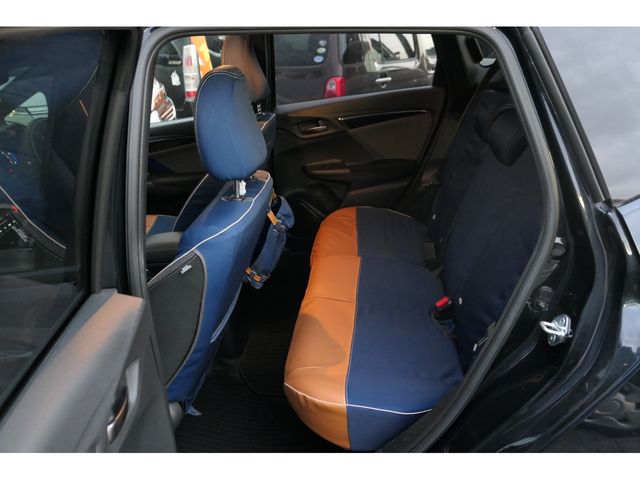 Honda FIT HYBRID 2019-05 185936-24