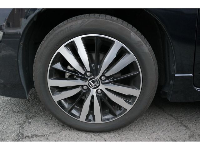 Honda FIT HYBRID 2019-05 185936-29