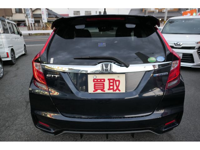 Honda FIT HYBRID 2019-05 185936-2