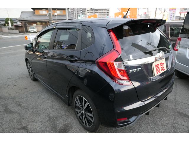 Honda FIT HYBRID 2019-05 185936-6