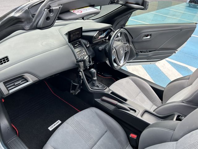 Honda S660 2015-04 190998-12
