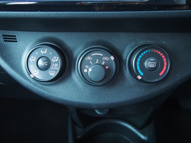 Toyota VITZ 2017-05 15426-10
