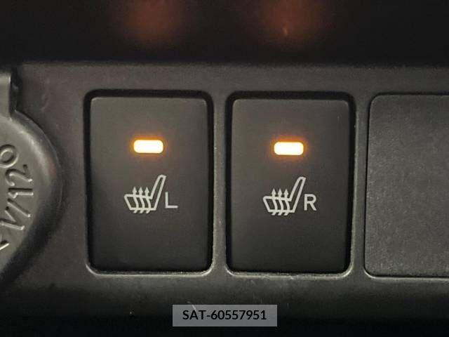 Toyota ROOMY 2017-10 283720-6