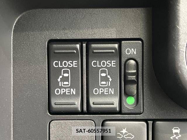 Toyota ROOMY 2017-10 283720-2