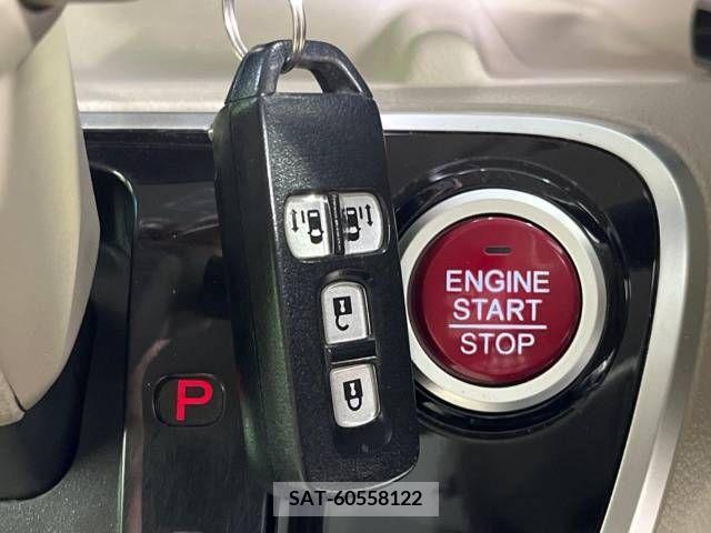 Honda N BOX 2017-02 386772-7