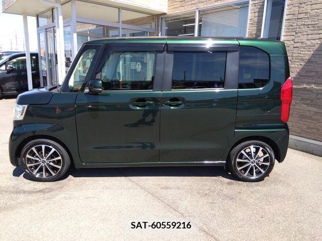 Honda N BOX 2018-01 364578-3