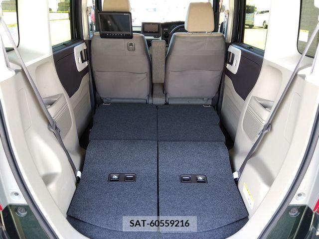 Honda N BOX 2018-01 364578-9