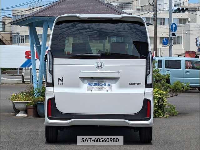 Honda N BOX CUSTOM 2023-11 338937-6