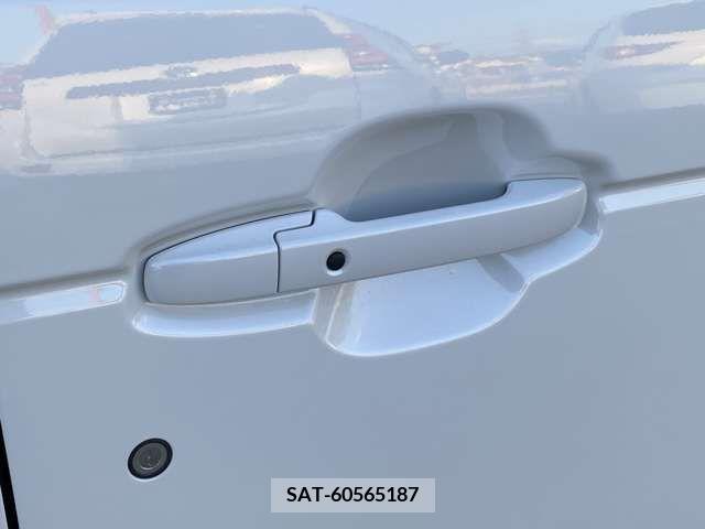 Honda N BOX 2023-11 278749-15