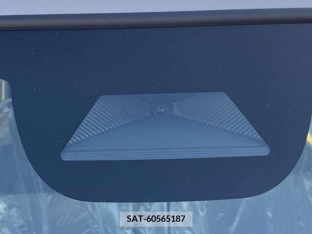 Honda N BOX 2023-11 278749-13