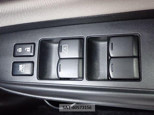 Nissan NOTE 2019-01 207709-7