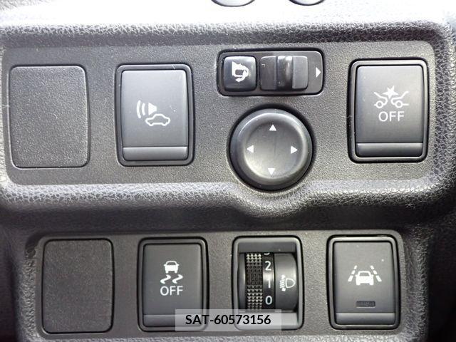 Nissan NOTE 2019-01 207709-8