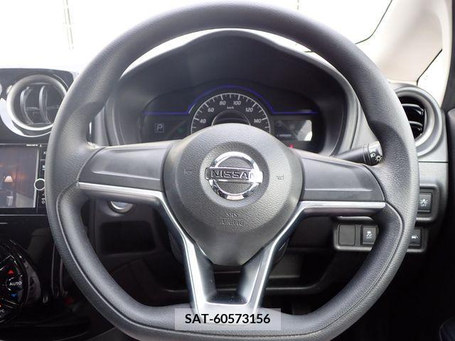 Nissan NOTE 2019-01 207709-11