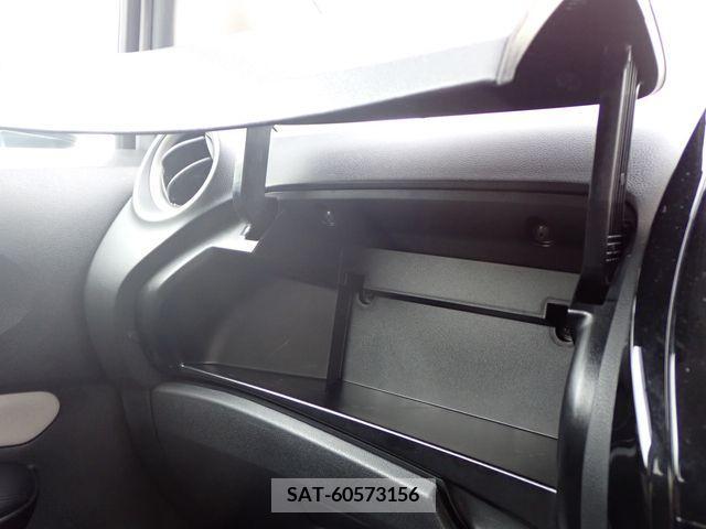Nissan NOTE 2019-01 207709-18