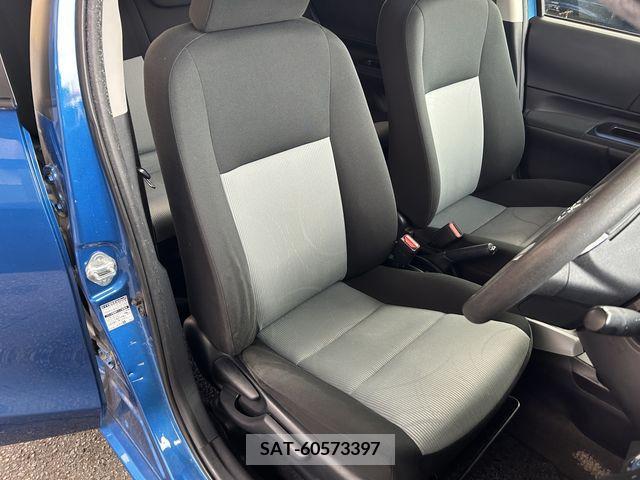 Toyota AQUA 2014-04 211270-15