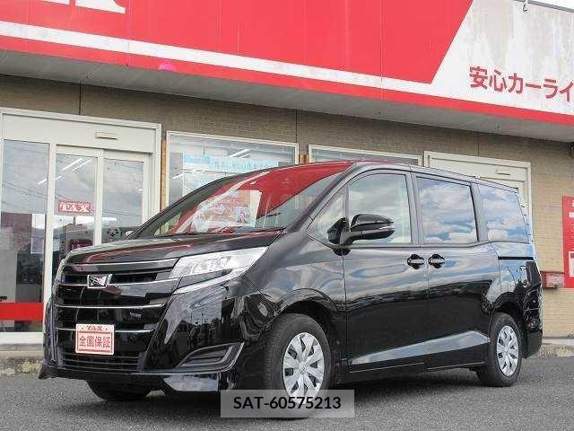 Toyota NOAH 2021-04 331404-0