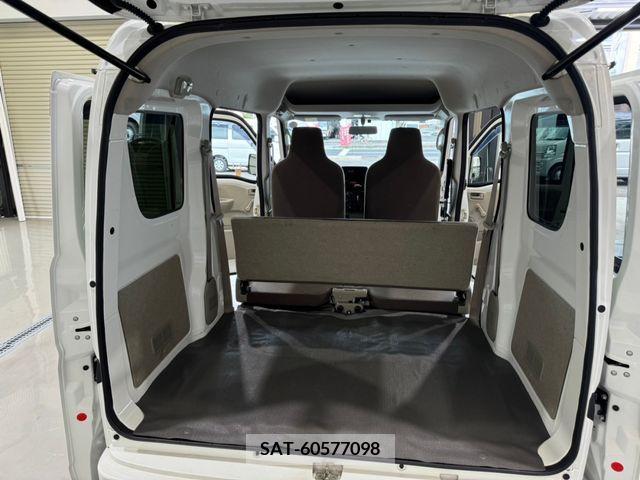 Suzuki EVERY 2020-06 325439-16