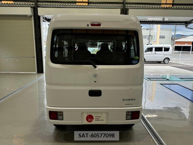 Suzuki EVERY 2020-06 325439-7