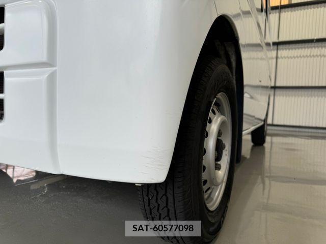 Suzuki EVERY 2020-06 325439-18