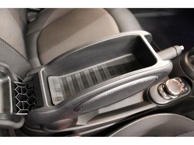 Bmw MINI 2018-07 14873-13