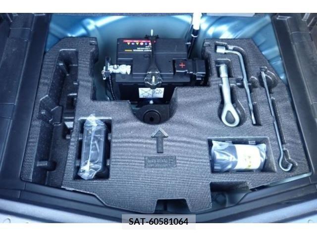 Nissan NOTE 2017-06 327621-29