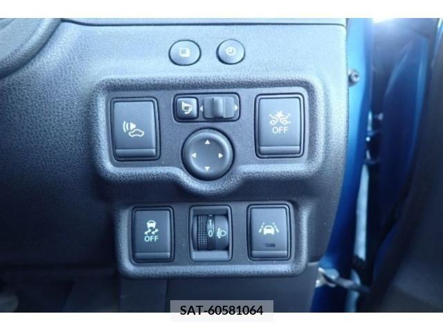 Nissan NOTE 2017-06 327621-28
