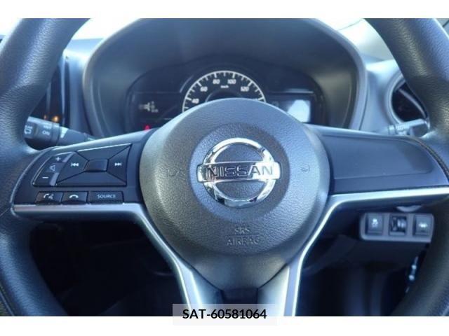 Nissan NOTE 2017-06 327621-26