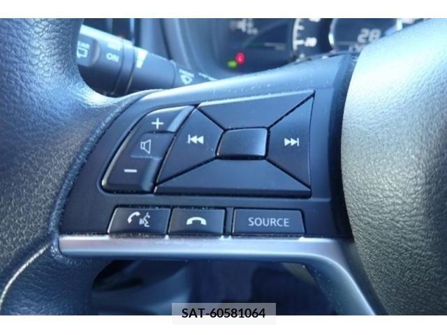 Nissan NOTE 2017-06 327621-25