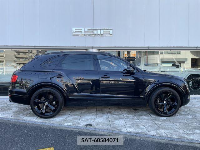Bentley BENTAYGA 2016-09 252947-2