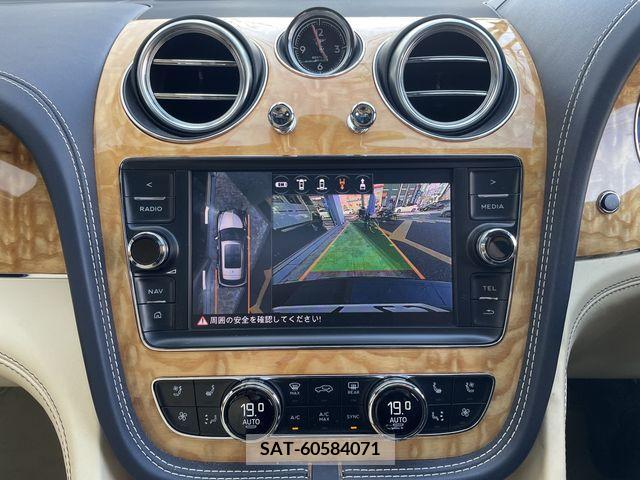 Bentley BENTAYGA 2016-09 252947-19