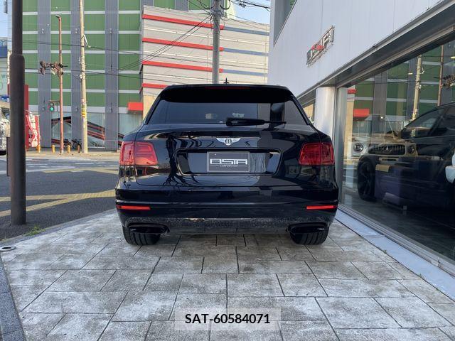 Bentley BENTAYGA 2016-09 252947-5