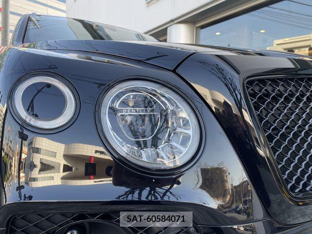 Bentley BENTAYGA 2016-09 252947-7