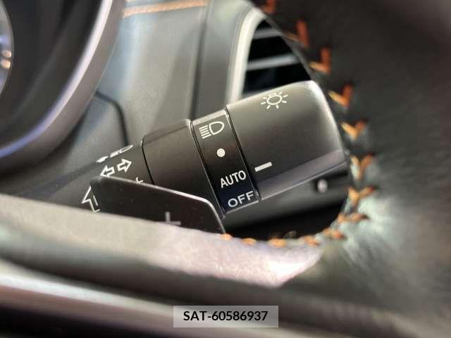 Subaru XV 2018-06 304608-15