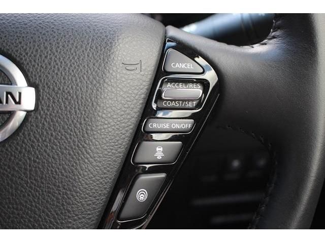 Nissan ELGRAND 2021-07 6194-5