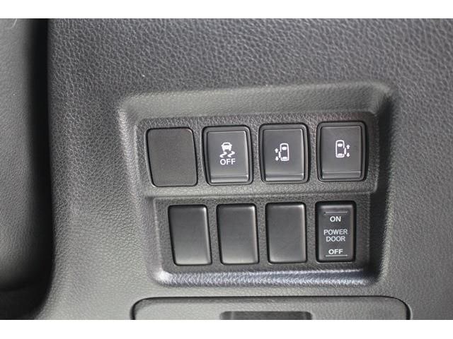 Nissan ELGRAND 2021-07 6194-6