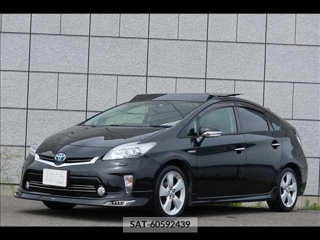 Toyota PRIUS 2013-02 282254-0