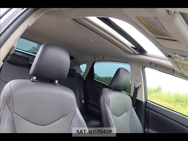 Toyota PRIUS 2013-02 282254-13