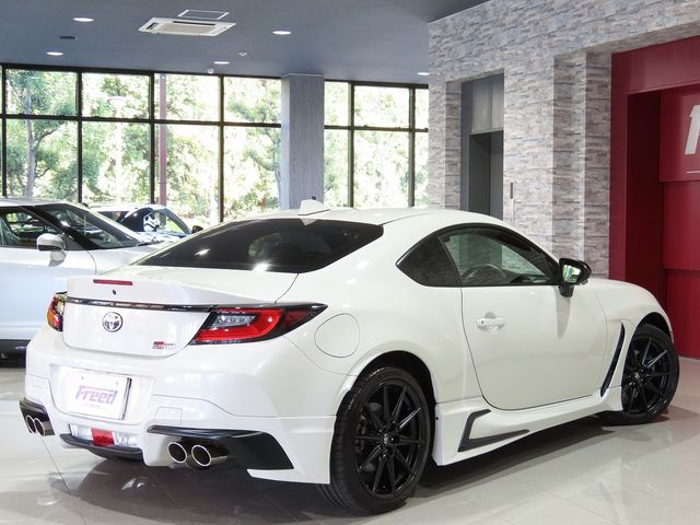 Toyota 86 2022-04 20333-5