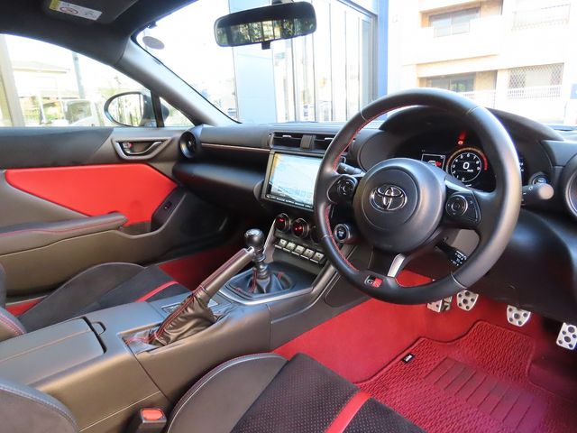 Toyota 86 2022-04 20333-1