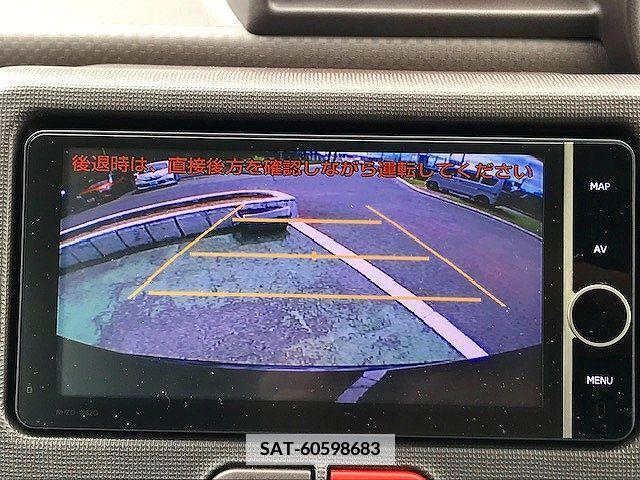 Toyota SPADE 2013-10 368728-10